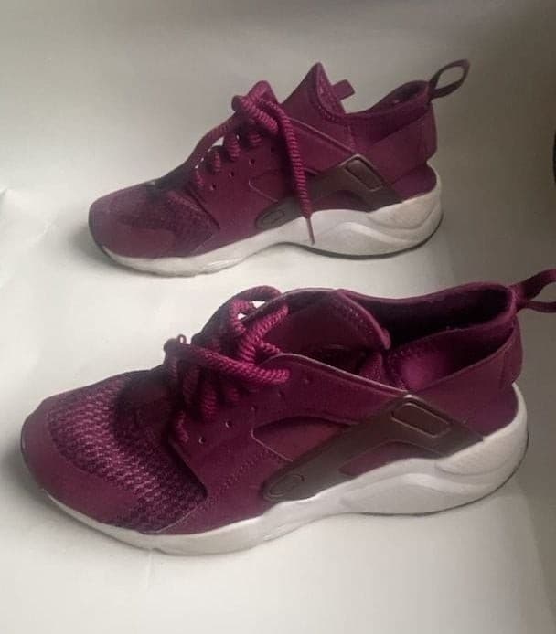 Kids Nike Air Huarache Ultra Maroon Sneakers Size 6Y - Thumbnail 2