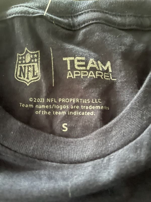 NFL Team Apparel Tennessee Titans T-Shirt Size S - Thumbnail 3