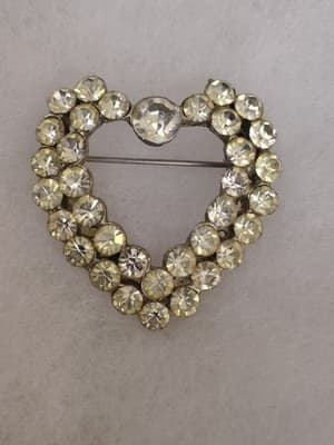 Vintage Glass Rhinestone Heart Pin