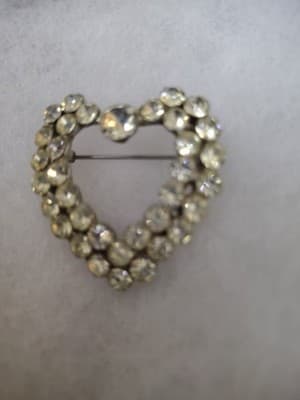 Vintage Glass Rhinestone Heart Pin - Thumbnail 2