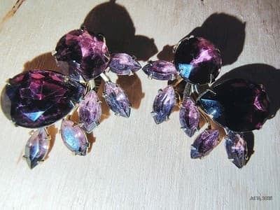 Vintage Purple Stones Costume Jewelry Earrings - Thumbnail 2