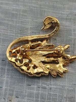 Vintage Gold Tone Swan Pin With Rhinestones Small Elegant Brooch - Thumbnail 5