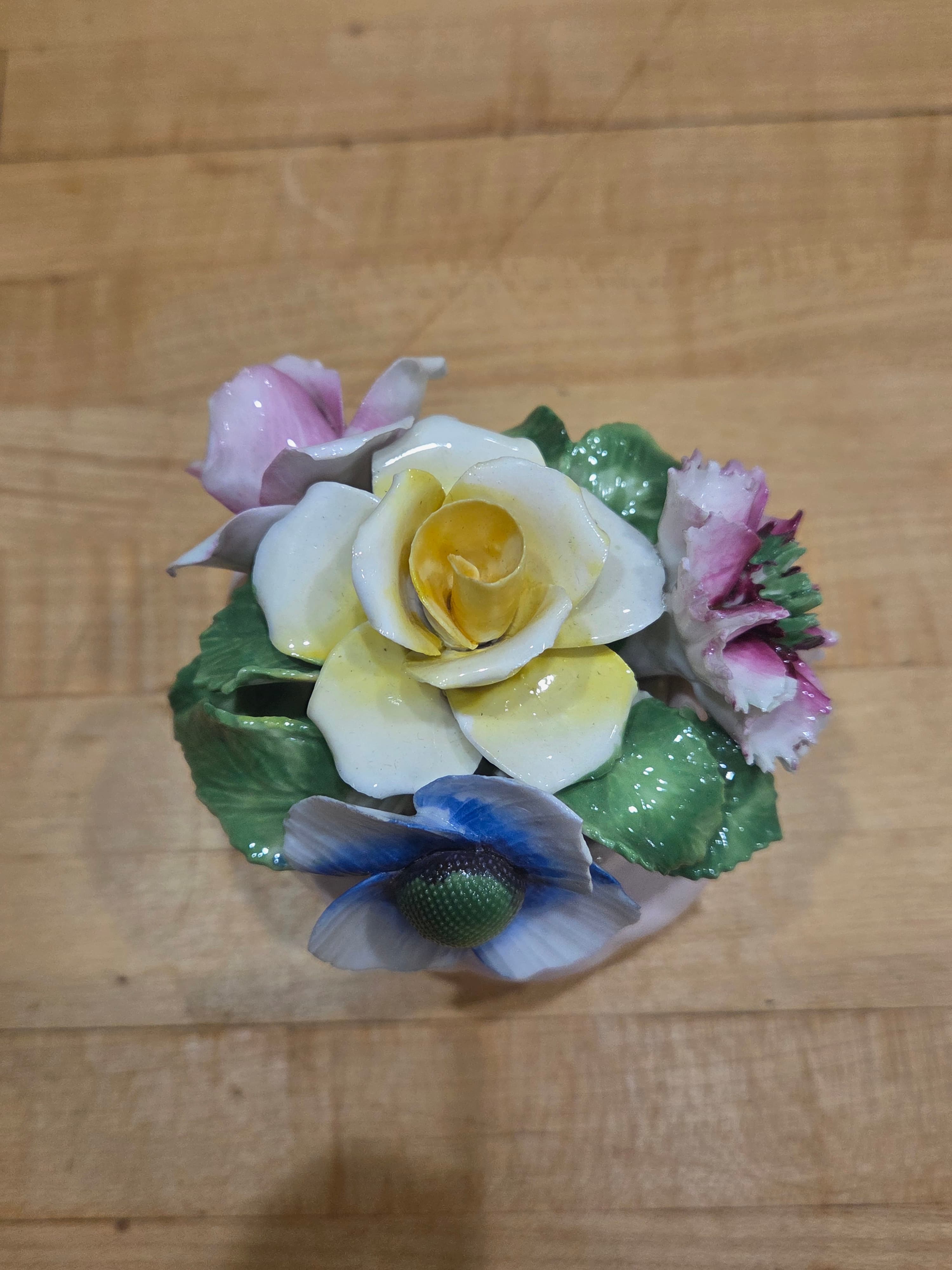 Radnor Staffordshire Bone China Miniature Floral Bouquet Figurine - Thumbnail 2