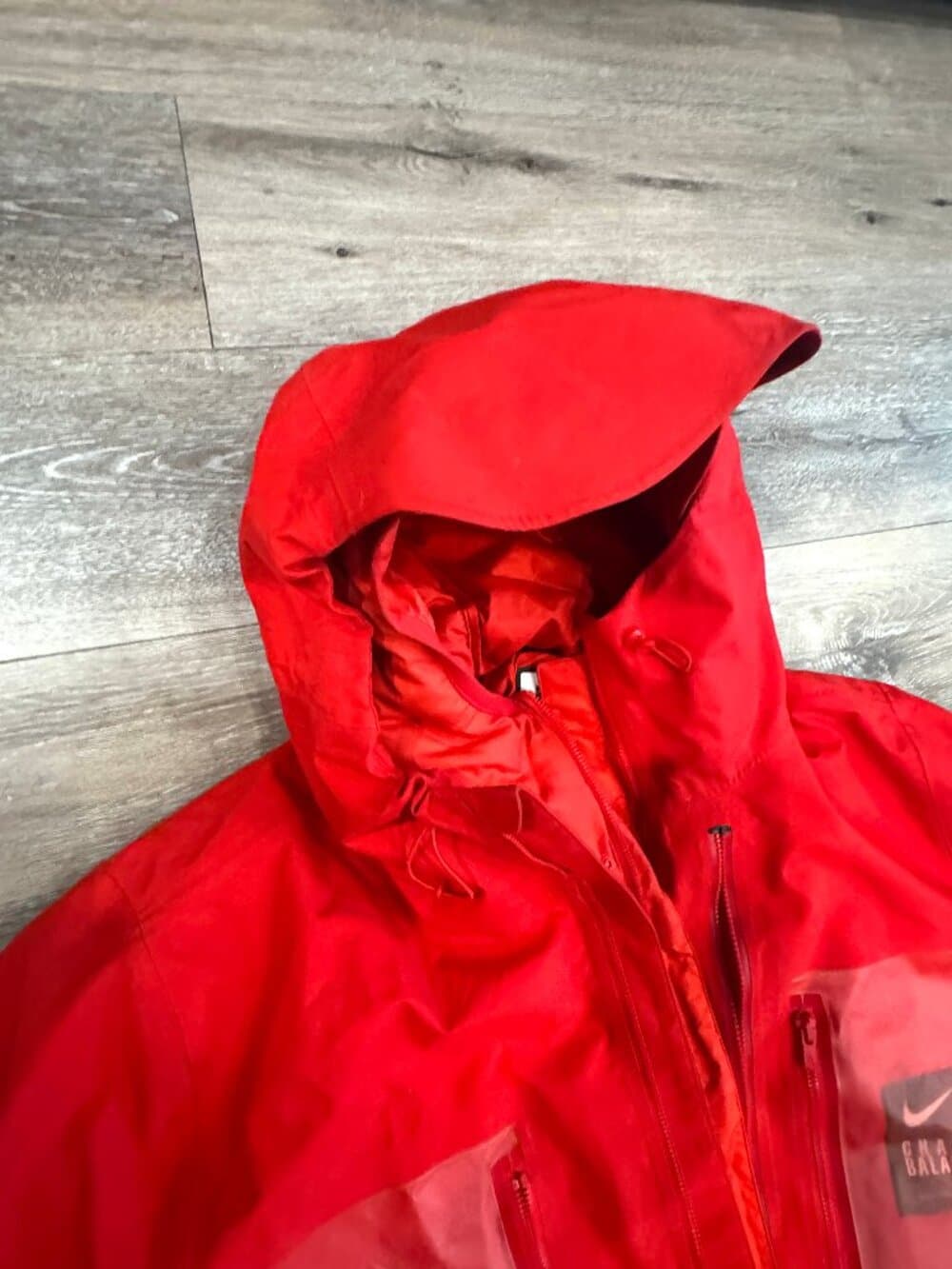 Nike x Undercover Fishtail Parka in 'Sport Red'. Size XL - Thumbnail 6