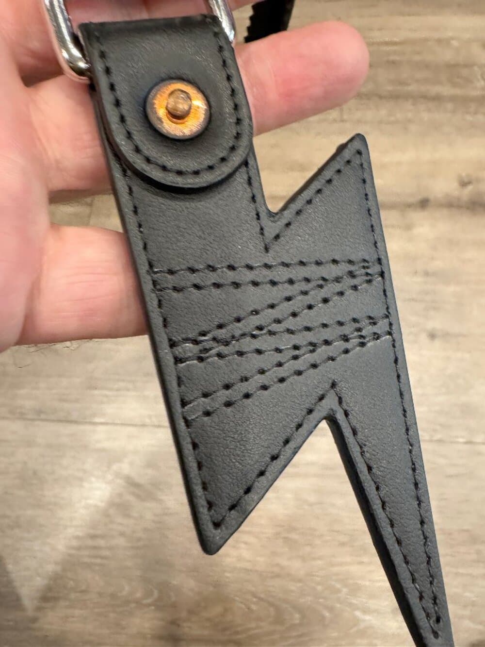 Walter Van Beirendonck AW22 "Bolt + Hook" Leather Keychain & Dog Collar Set - Thumbnail 7