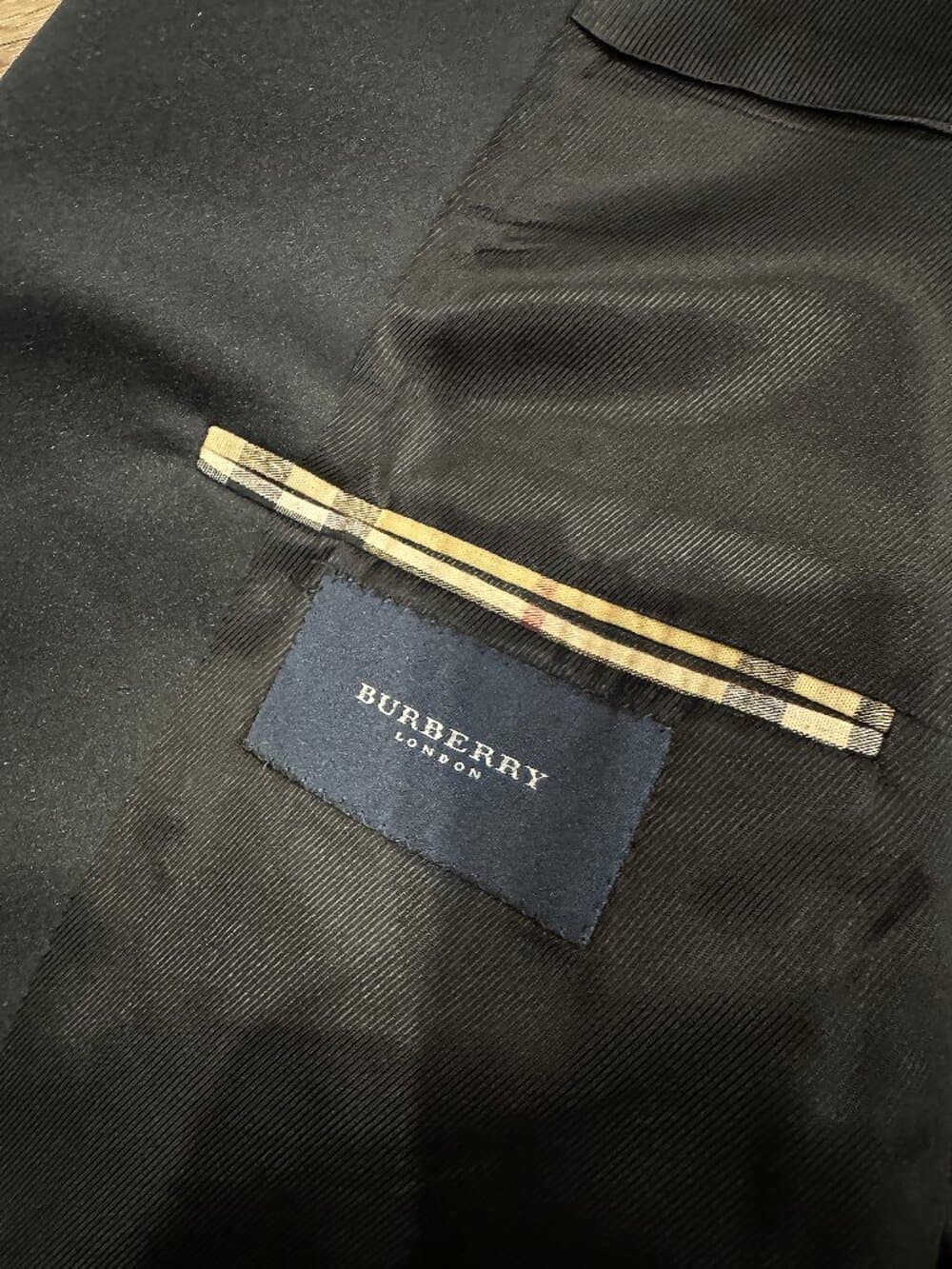 Vintage Burberry London 2-Piece Tuxedo Suit Black Wool 44XL / EU 54 Made in USA - Thumbnail 4