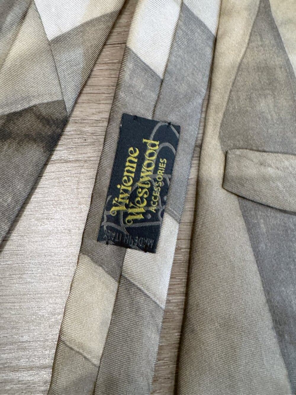 Vivienne Westwood Archive Distressed Union Jack Silk Tie, Grey Silver Italy - Thumbnail 3