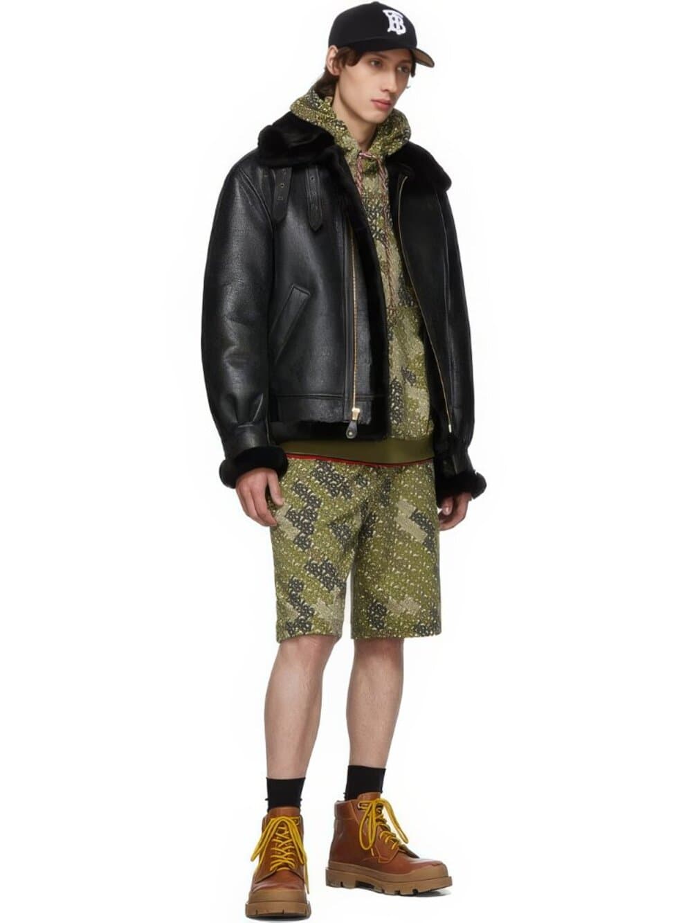 Burberry Khaki Monogram Shorts. Size large - Thumbnail 2