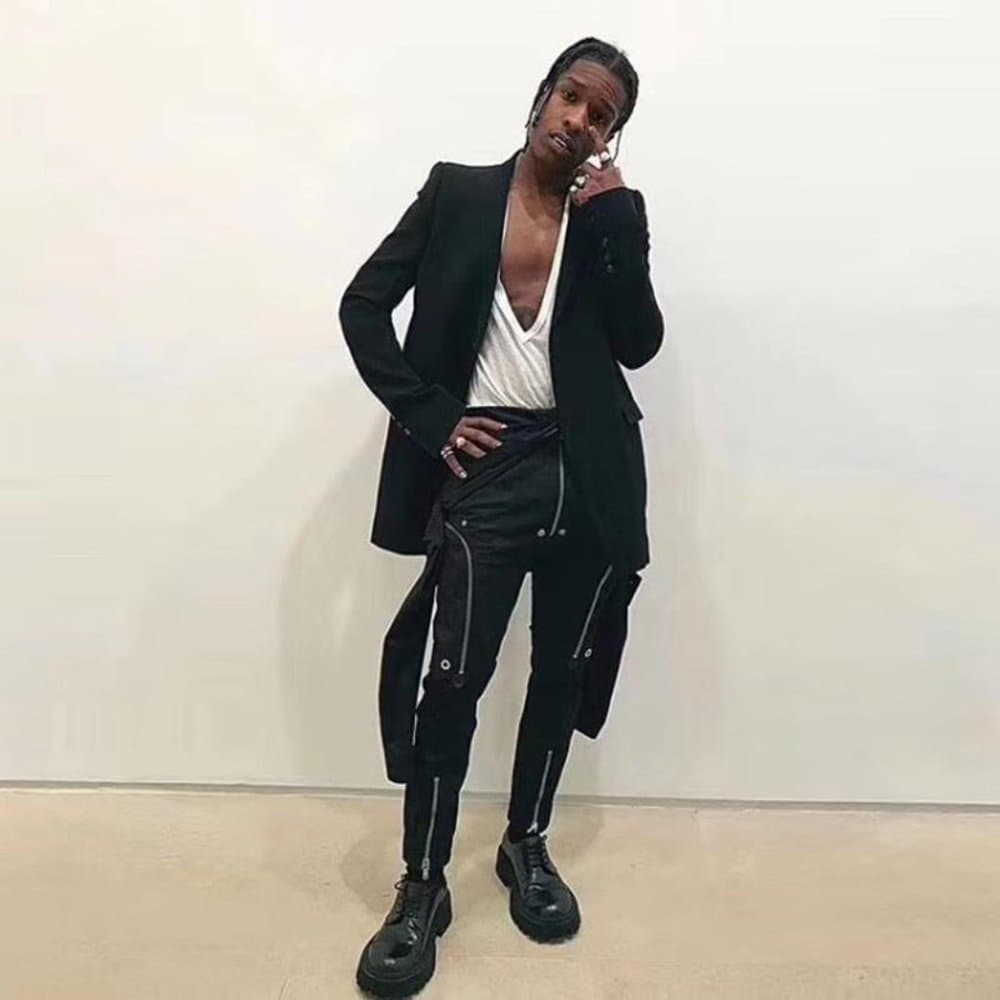 Multi-pockets Black tech fabric pants - Thumbnail 2