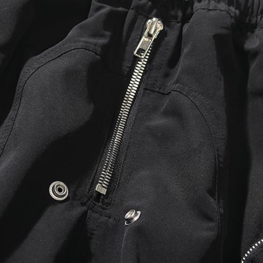 Multi-pockets Black tech fabric pants - Thumbnail 11