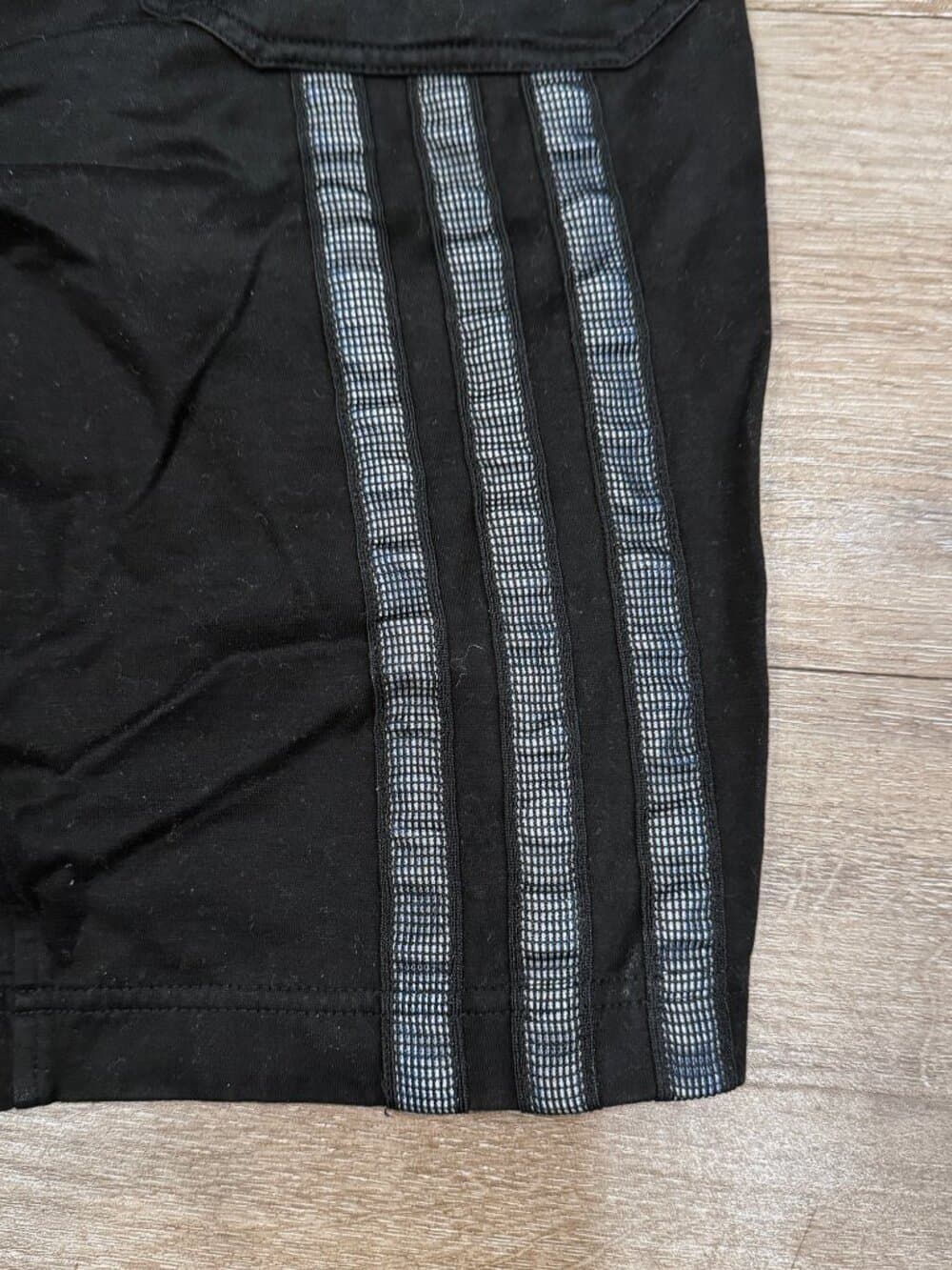 Y-3 Yohji Yamamoto 3-Stripe Shorts - Size M - Thumbnail 2
