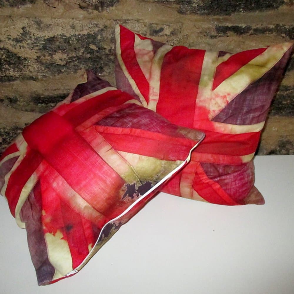 Custom Vivienne Westwood Squiggle inspired cushion - Thumbnail 9