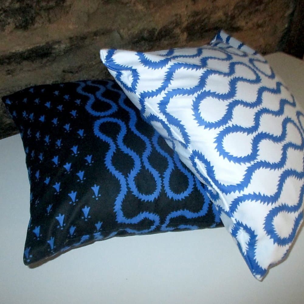 Custom Vivienne Westwood Squiggle inspired cushion - Thumbnail 3
