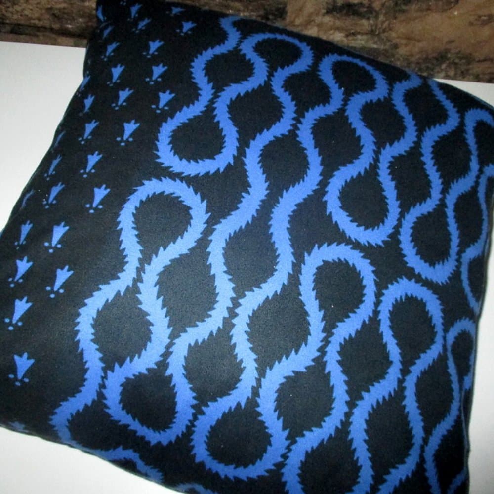 Custom Vivienne Westwood Squiggle inspired cushion - Thumbnail 8