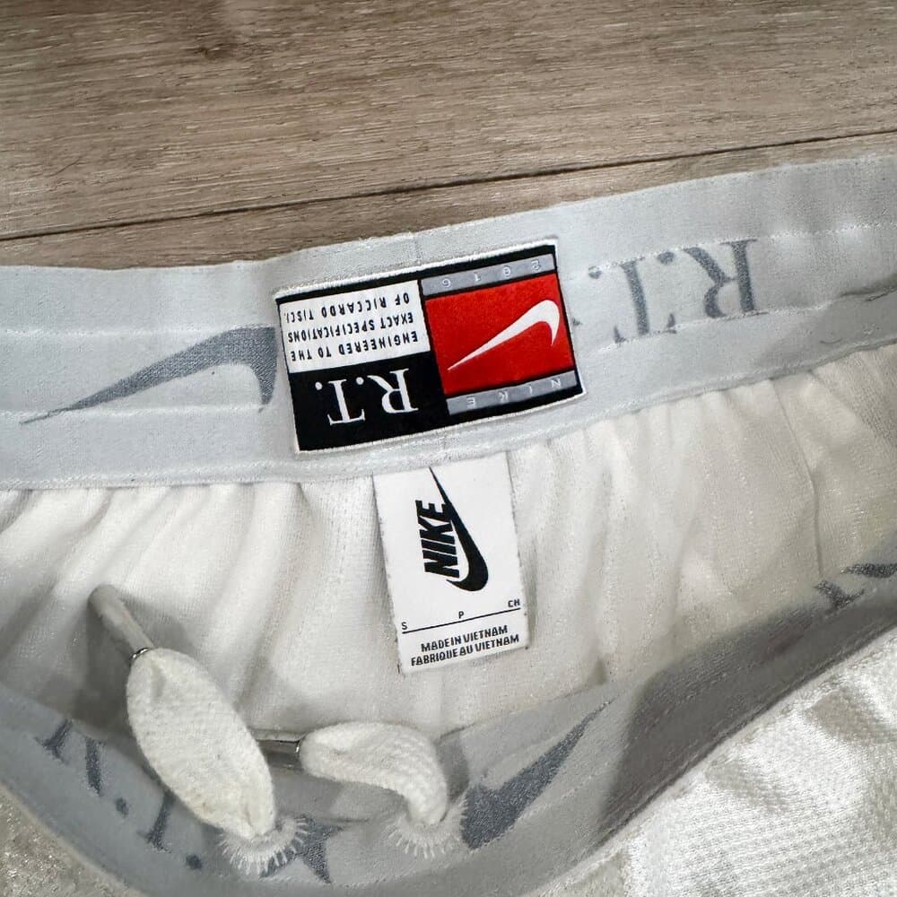 NikeLab x Riccardo Tisci Short - Thumbnail 5