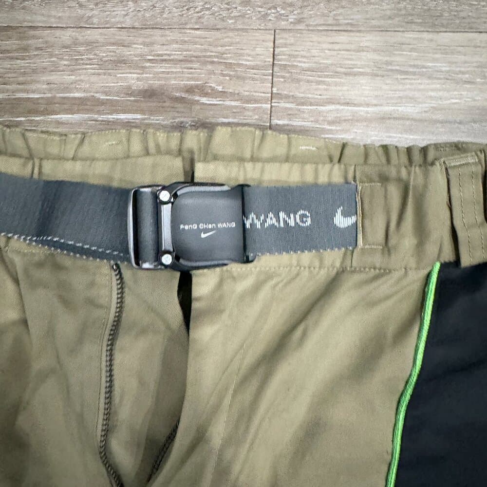 Nike Pro x Feng Chen Wang Cargo Pants in Khaki/Black. size M - Thumbnail 10