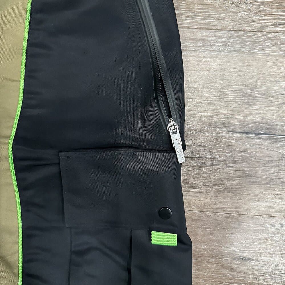 Nike Pro x Feng Chen Wang Cargo Pants in Khaki/Black. size M - Thumbnail 6