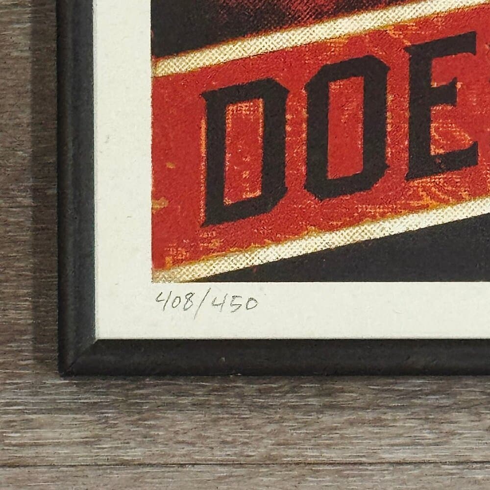 SHEPARD FAIREY "High Flying' Bird"- signed original Print 2012. 408/450 - Thumbnail 3