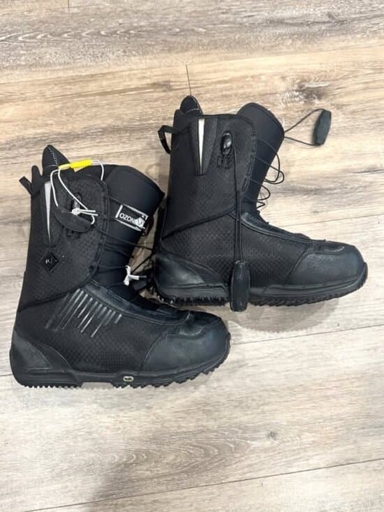 Burton Ozone snowboard boots. Size 10 - Thumbnail 8