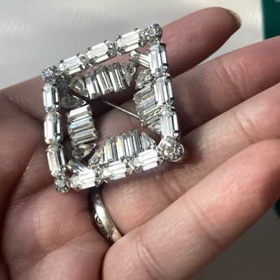 VTG Art Deco Revival Brilliant Clear Layered Rhinestone Baquette Brooch Diamond - Thumbnail 19