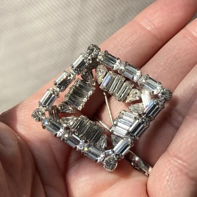 VTG Art Deco Revival Brilliant Clear Layered Rhinestone Baquette Brooch Diamond - Thumbnail 22