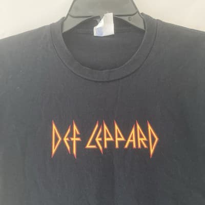 Def Leppard Logo Graphic T Shirt Kids Youth Size Small Band Tee - Thumbnail 7