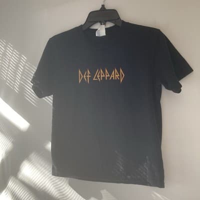 Def Leppard Logo Graphic T Shirt Kids Youth Size Small Band Tee - Thumbnail 5