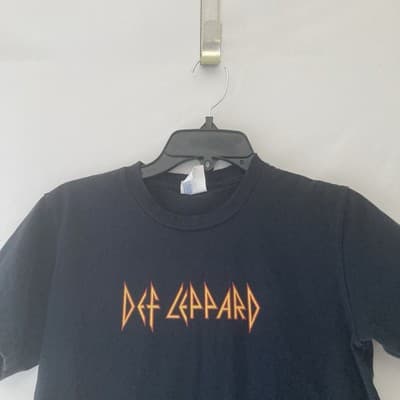 Def Leppard Logo Graphic T Shirt Kids Youth Size Small Band Tee - Thumbnail 6