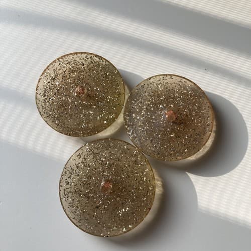 Vintage Lucite Gold Glitter Disk Buttons 3 Pieces Large 2 Inch MCM Collectible - Thumbnail 6