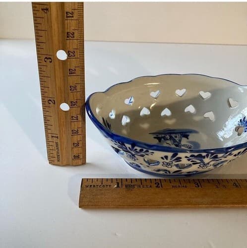 Vintage Blue & White Windmill Candy Nut Dishes Heart Cutouts Pierced 5” Dutch - Thumbnail 6