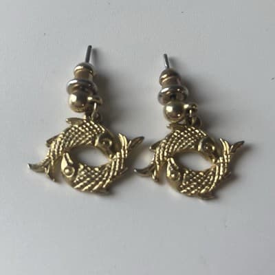 Vintage Goldtone Koi Fish Round Carp Delicate Dangle Drop Earrings Rare HTF - Thumbnail 7
