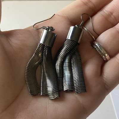 Vintage Modernist Fringed Tasseled Gunmetal Earrings 80s 90s Minimalist - Thumbnail 3