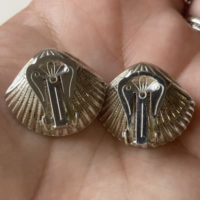 Vintage Unsigned Sarah Cov? Silvertone Clam Shell Pearl Clip On Earrings MCM - Thumbnail 10