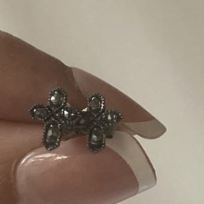 VTG Deadstock Sterling Silver 925 Marcasite Cross Crucifix Post Earrings Tomas - Thumbnail 2