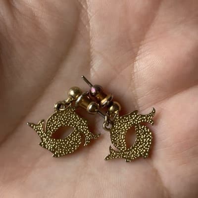 Vintage Goldtone Koi Fish Round Carp Delicate Dangle Drop Earrings Rare HTF - Thumbnail 3