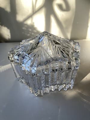 Vintage Glass Crystal Star Lidded Jewelry Trinket Box Dish Celestial Astral - Thumbnail 15