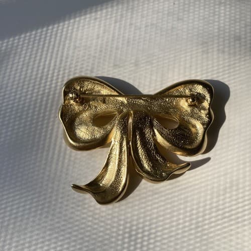 Vintage Gold Tone Bow Brooch Lolita Kawaii Coquette Vtg 2x2 Estate By FO - Thumbnail 3