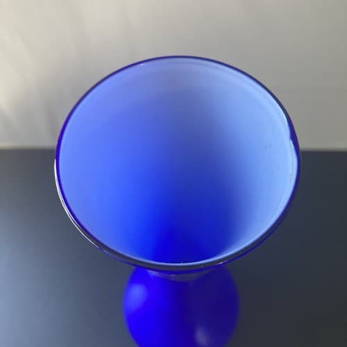 Vintage MCM Guildcraft Italy Cobalt Blue Cased Glass Bud Vase Art Glass 10inch - Thumbnail 7