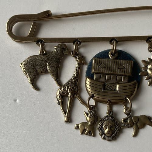 Vtg NOAHS ARK Articulated Dangling Safety Pin Brooch Bronze Colored Christanity - Thumbnail 6