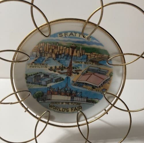 Vintage MCM Seattle World's Fair Wall Hanging Plate Decorative Collectible 60's - Thumbnail 9