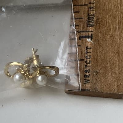 Vintage Gold Tone Bow Pearl Brooch and Earrings Set By BOUTIQUE Deadstock Lolita - Thumbnail 3