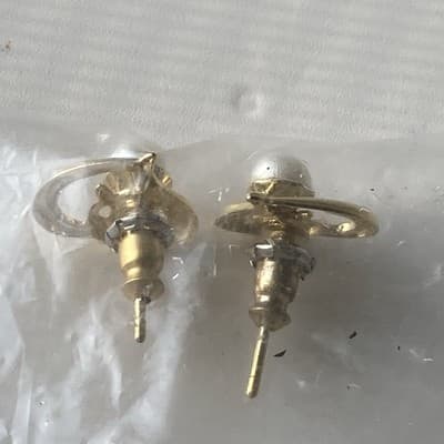 Vintage Gold Tone Bow Pearl Brooch and Earrings Set By BOUTIQUE Deadstock Lolita - Thumbnail 6