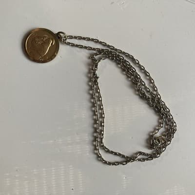 Vintage GoldTone St Anthony De Pauda Medals Pendants Necklace Lot of 2 Catholic - Thumbnail 8