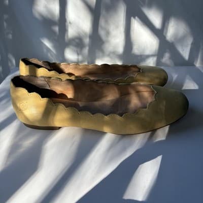 Born ALLIE Ballet Flats Womens 7.5M Yellow Leather Scalloped Shoes SEE PICS - Thumbnail 3