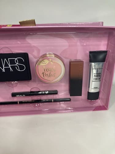 Sephora Favorites Makeup Must-Haves Too Faced Marc Jacobs Beauty Kat Von D Nars - Thumbnail 5