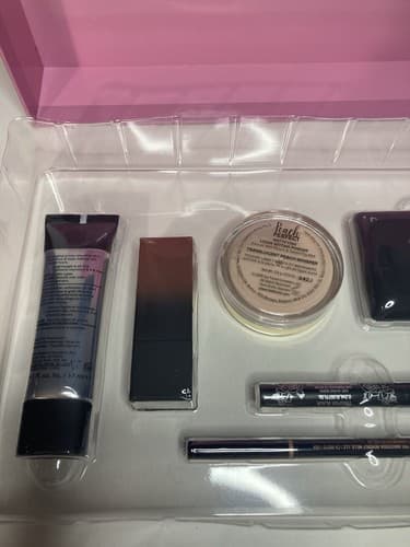 Sephora Favorites Makeup Must-Haves Too Faced Marc Jacobs Beauty Kat Von D Nars - Thumbnail 10