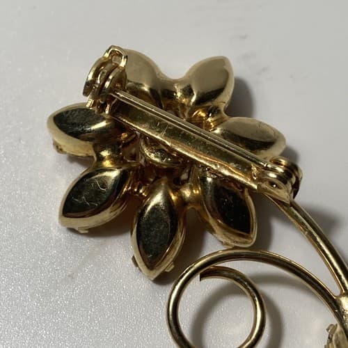 Vintage Unmarked Juliana? Prong Set Amber color Rhinestone Flower Brooch Pin - Thumbnail 6