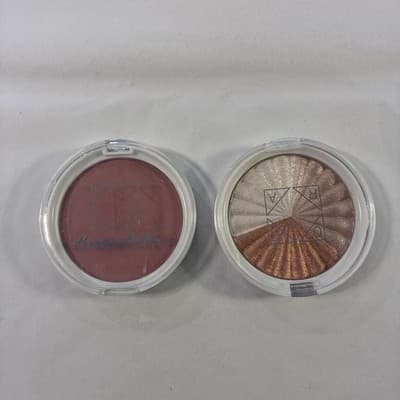 OFRA Everglow Highlighter + Madison Miller ‘Ollie Need Is Love” Blush Peachy set