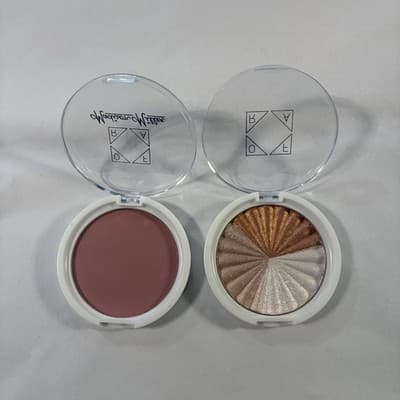 OFRA Everglow Highlighter + Madison Miller ‘Ollie Need Is Love” Blush Peachy set - Thumbnail 12