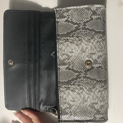 BCBGeneration Black and White Snake skin Long Wallet 'Anastasia Wallet' NEW 4X8 - Thumbnail 9